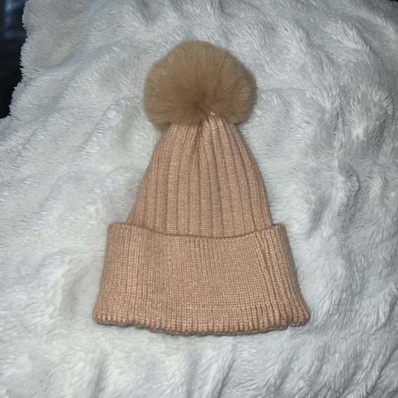 Winter touque - Picture 2 of 2